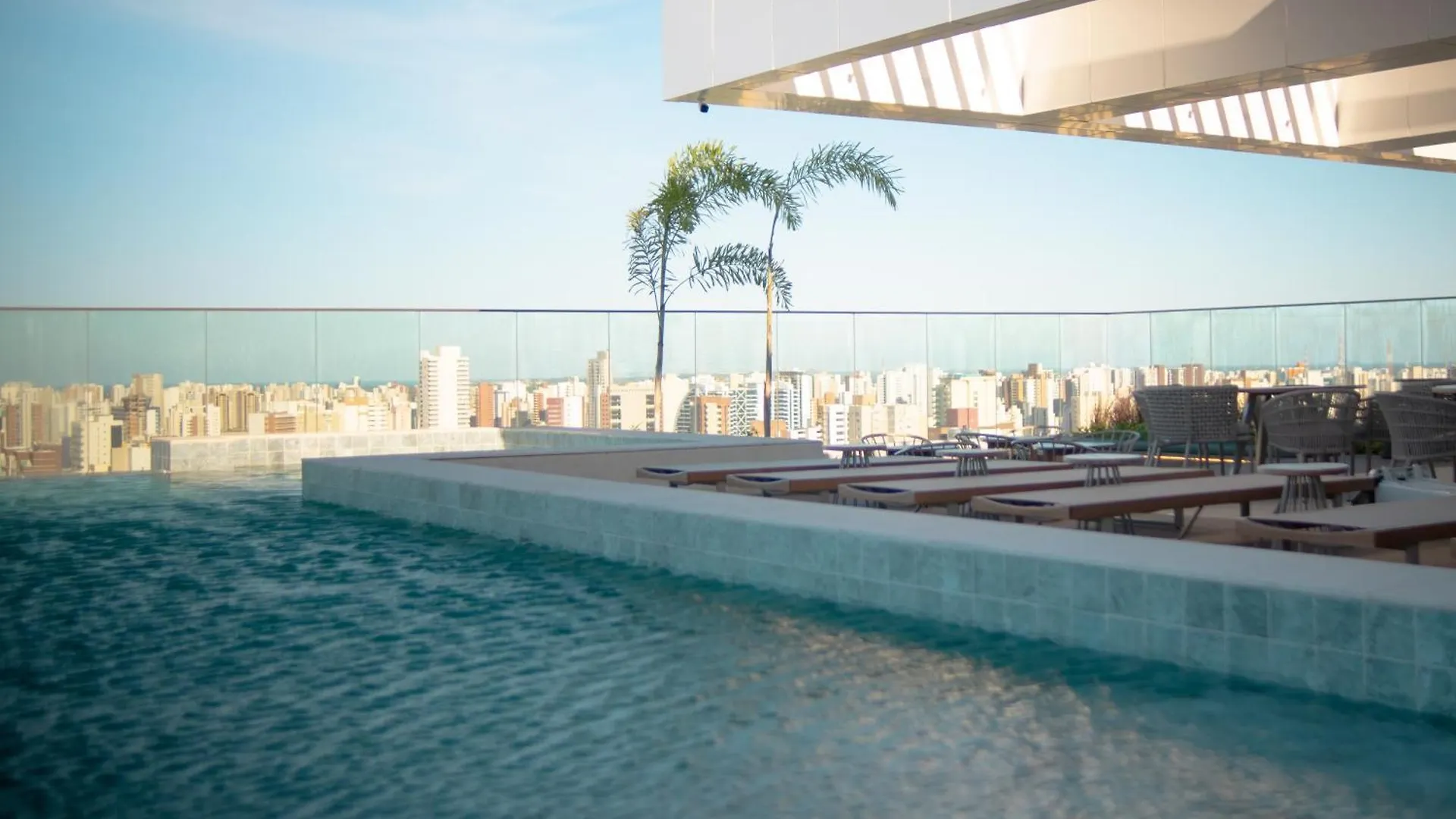 Refugio Elegante Com Vista Mar E Otima Localizacao Apartment Fortaleza  Brazil